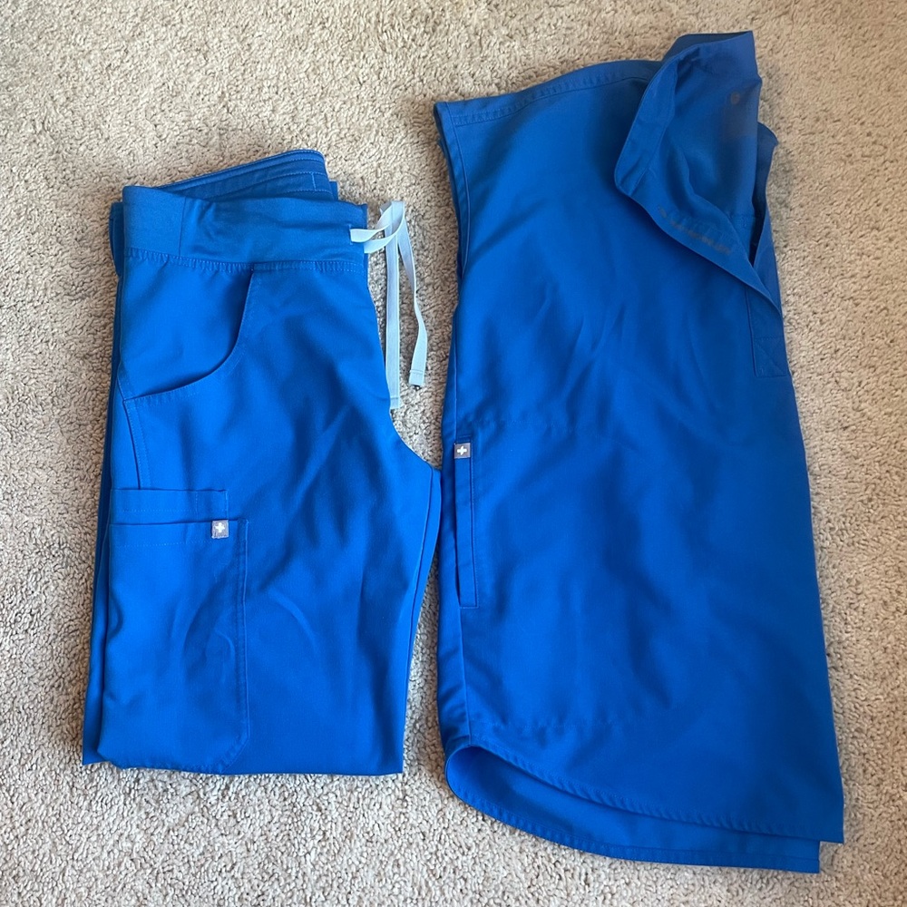 Technical collection royal blue figs scrub set xs top and xsp pants